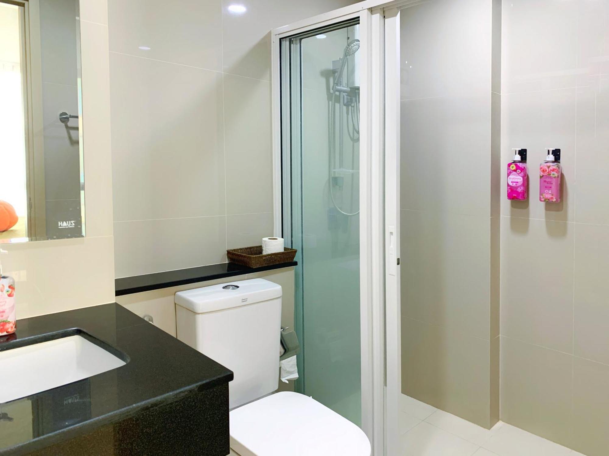 Cm Design Space Nimman Fashion Flat Chiang Mai Luaran gambar